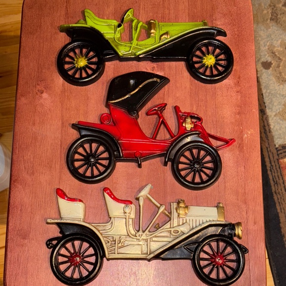 Midwest Other - Set of 3 Antique Classic Cars Cast Metal Wall Decor Set by Midwest 1910 Buick
